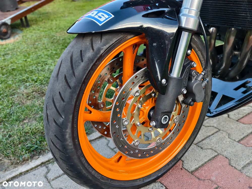 Honda Hornet - 25