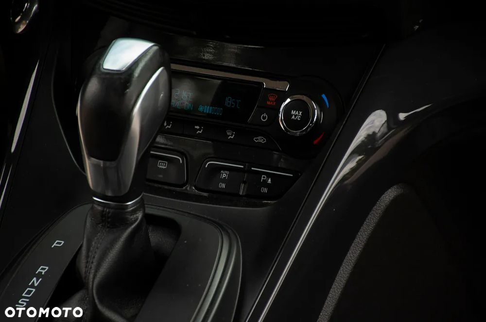 Ford Kuga 2.0 TDCi 4x4 Titanium - 35