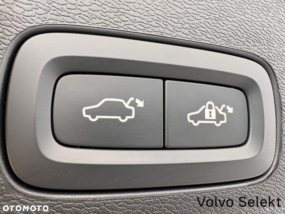 Volvo XC 60 - 24
