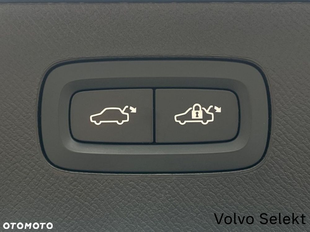 Volvo XC 90 - 37