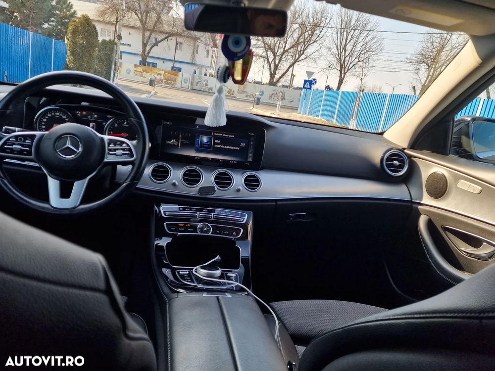 Mercedes-Benz E - 13
