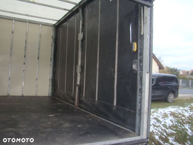 Iveco KONTENER FIRANA Z PRAWEJ STRONY WINDA 750KG - 3