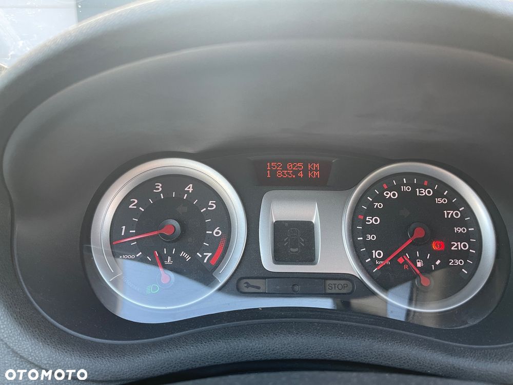 Renault Clio - 10