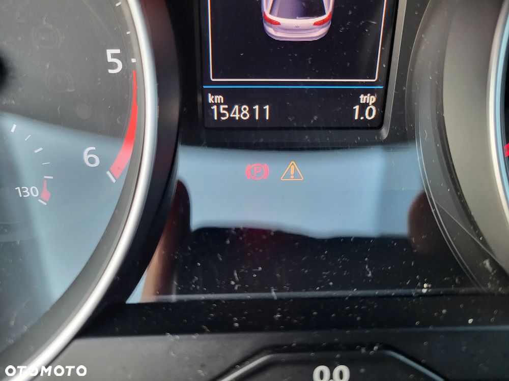 Volkswagen Passat 2.0 TDI SCR DSG Business - 28