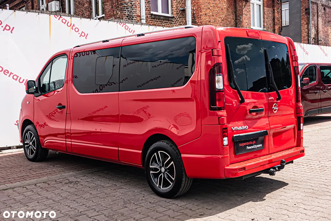 Opel Vivaro - 10