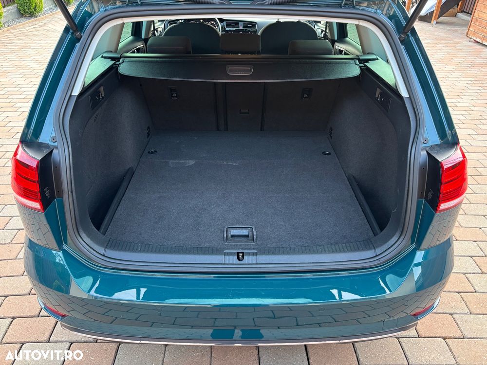 Volkswagen Golf 1.6 TDI DSG Sound - 14
