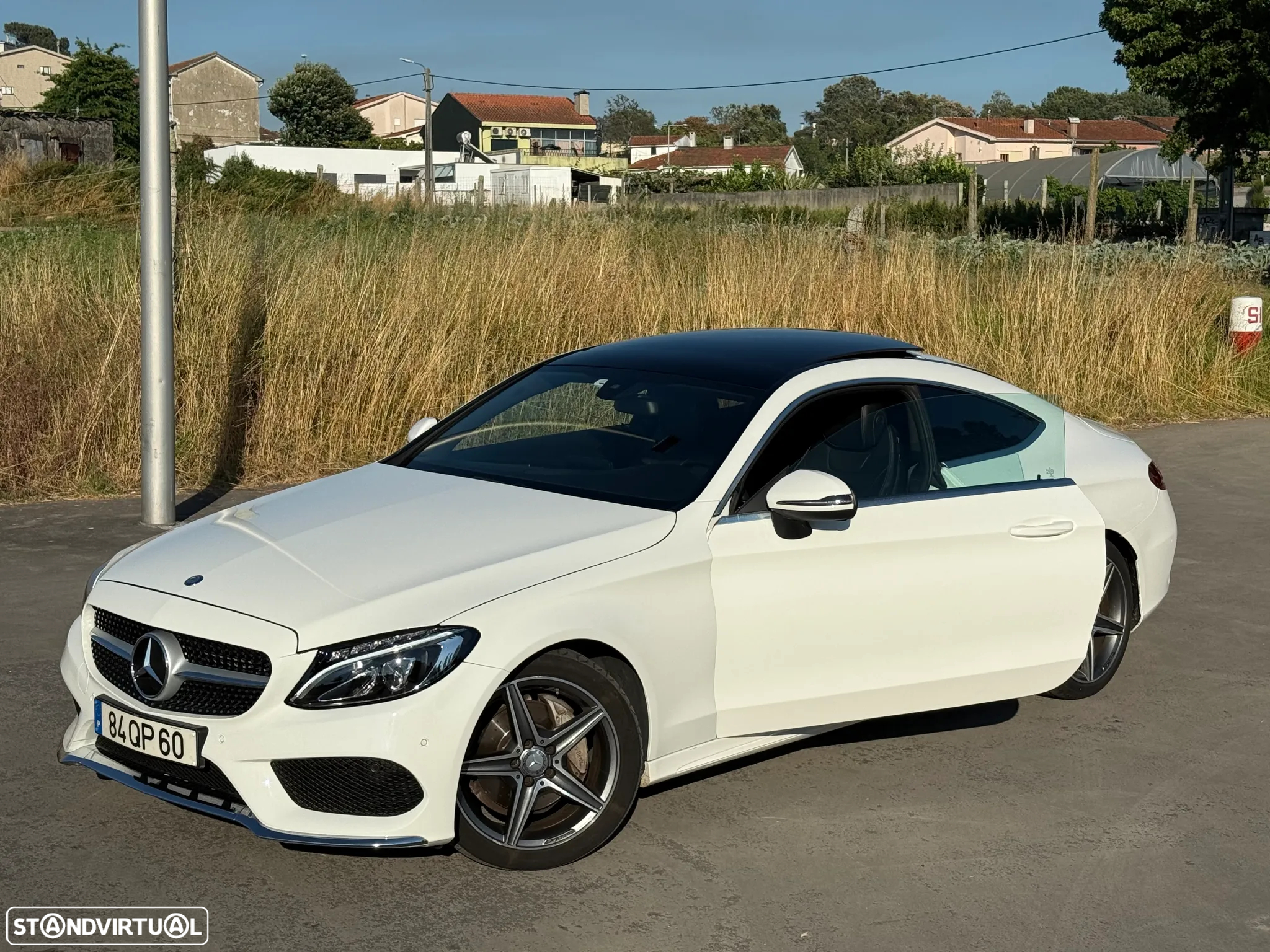 Mercedes-Benz 220 - 15