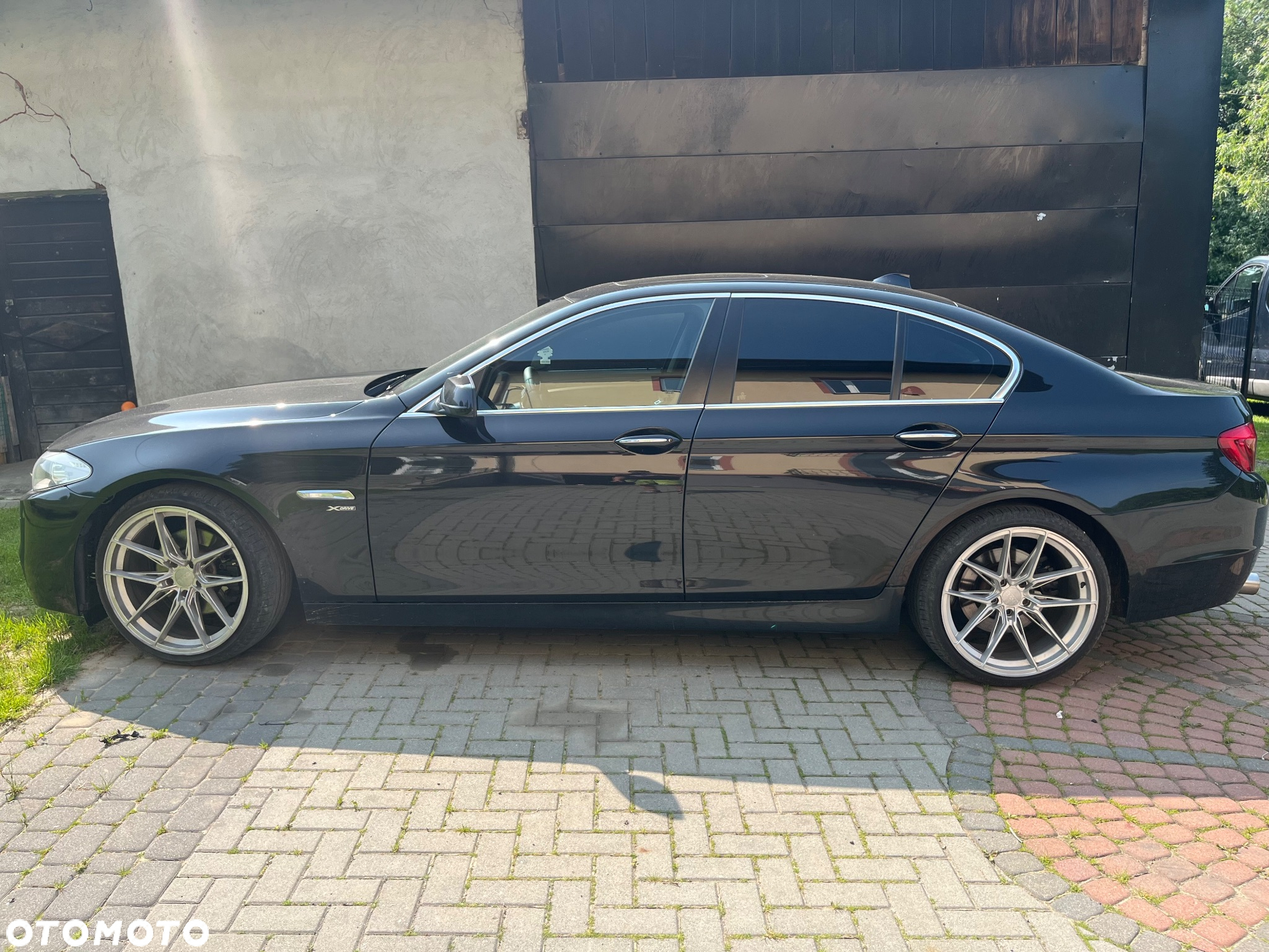 BMW Seria 5 528i xDrive - 7