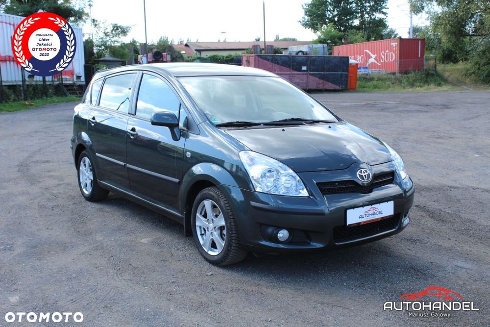 Toyota Corolla Verso - 1