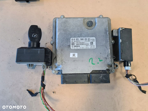 Zestaw Startowy Mercedes Vito Komputer Sterownik A6519002803 0281031244