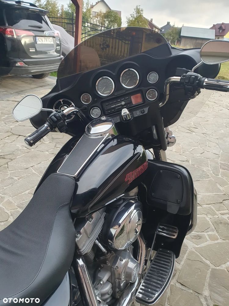 Harley-Davidson FLHT Electra Glide Standard - 3