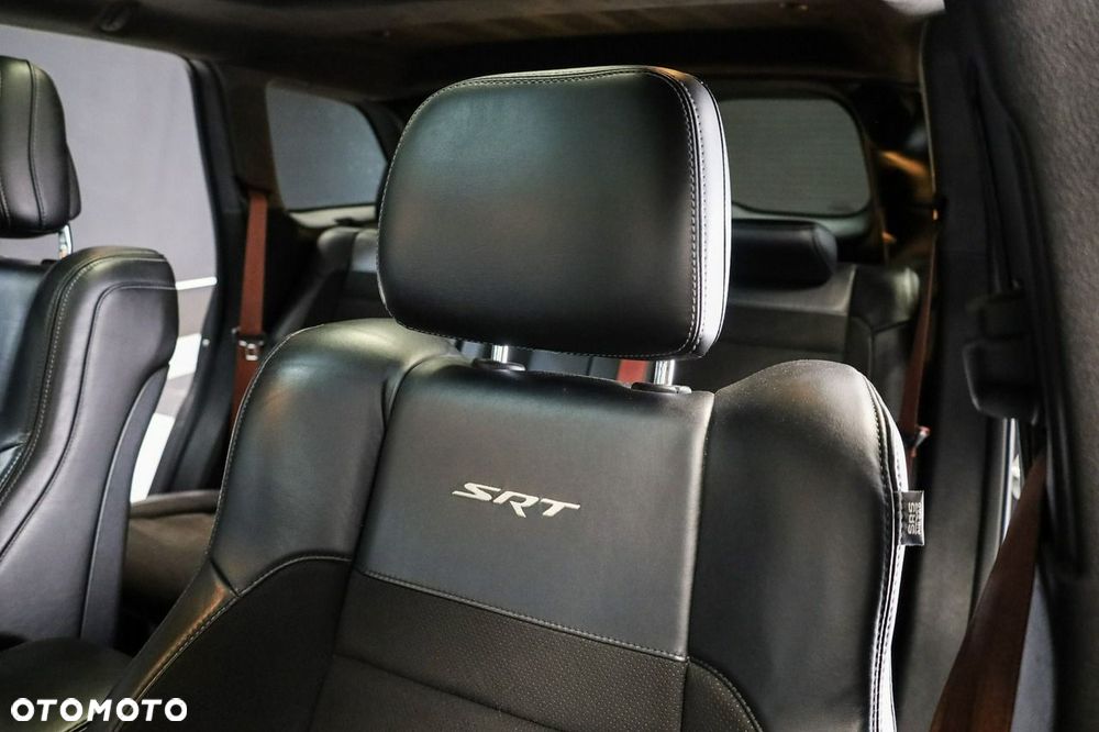 Jeep Grand Cherokee - 19
