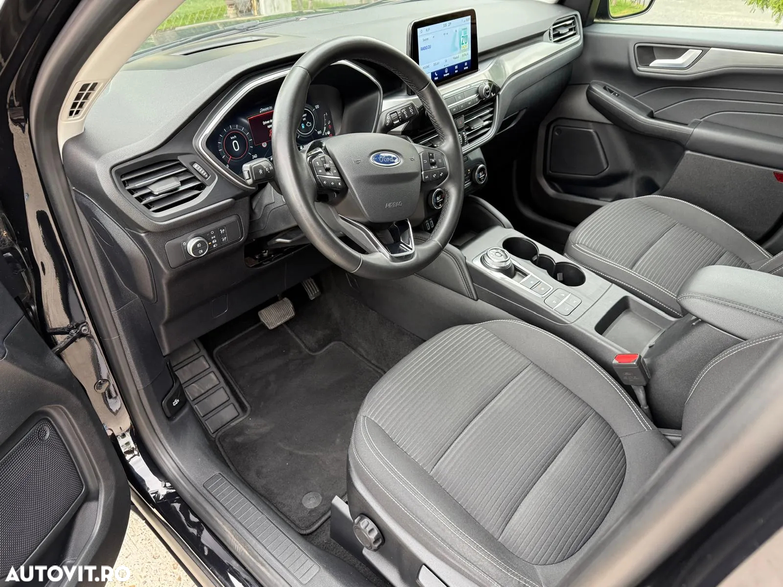 Ford Kuga 2.5 Duratec FWD FHEV Titanium - 11