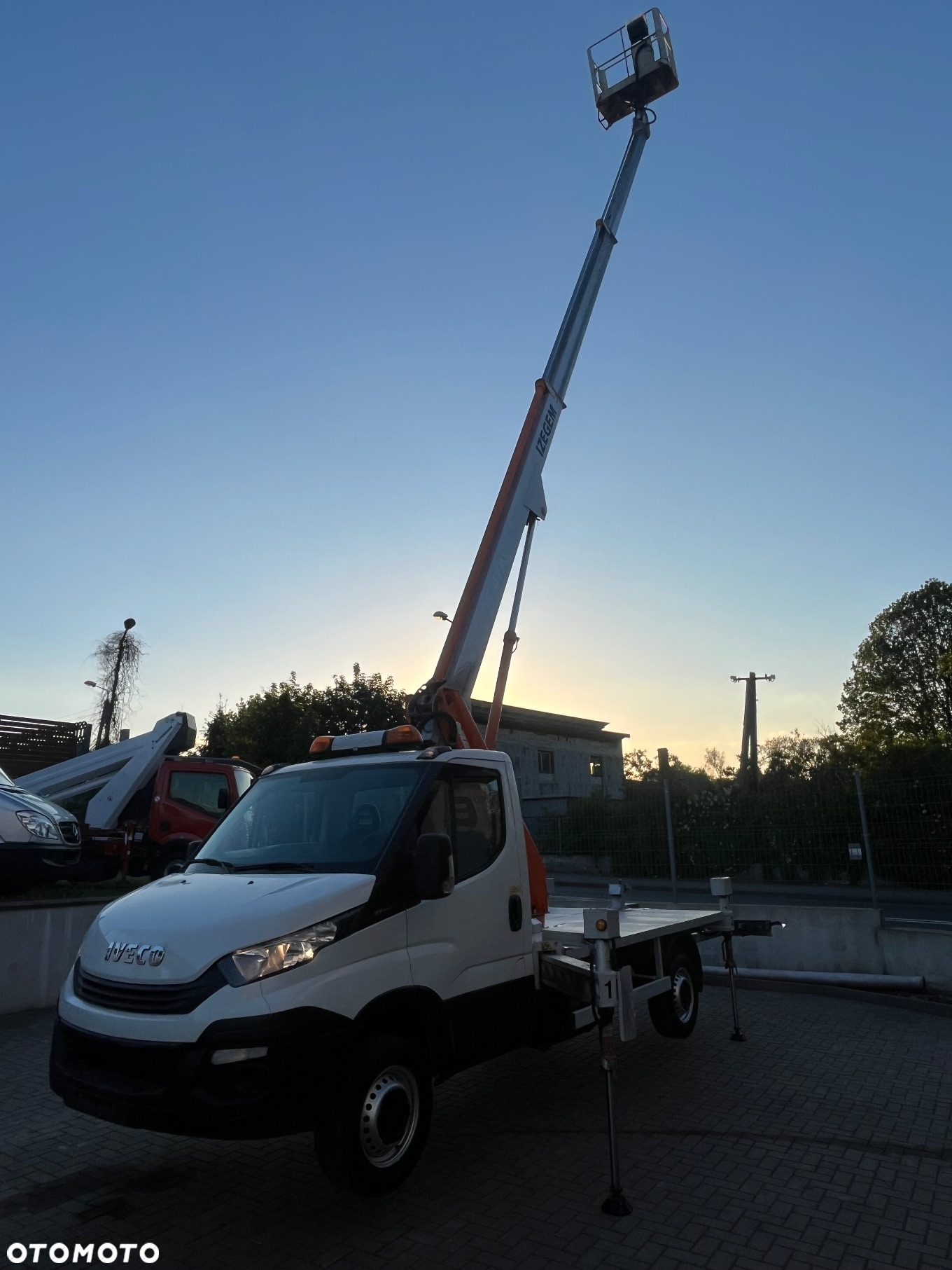 Iveco Podnośnik Koszowy Zwyżka 18 metrów Multitel MT182 Kosz 250KG!!! 13 M w Bok ! UDT BDB Stan jak Wumag Ruthmann GSR - 18