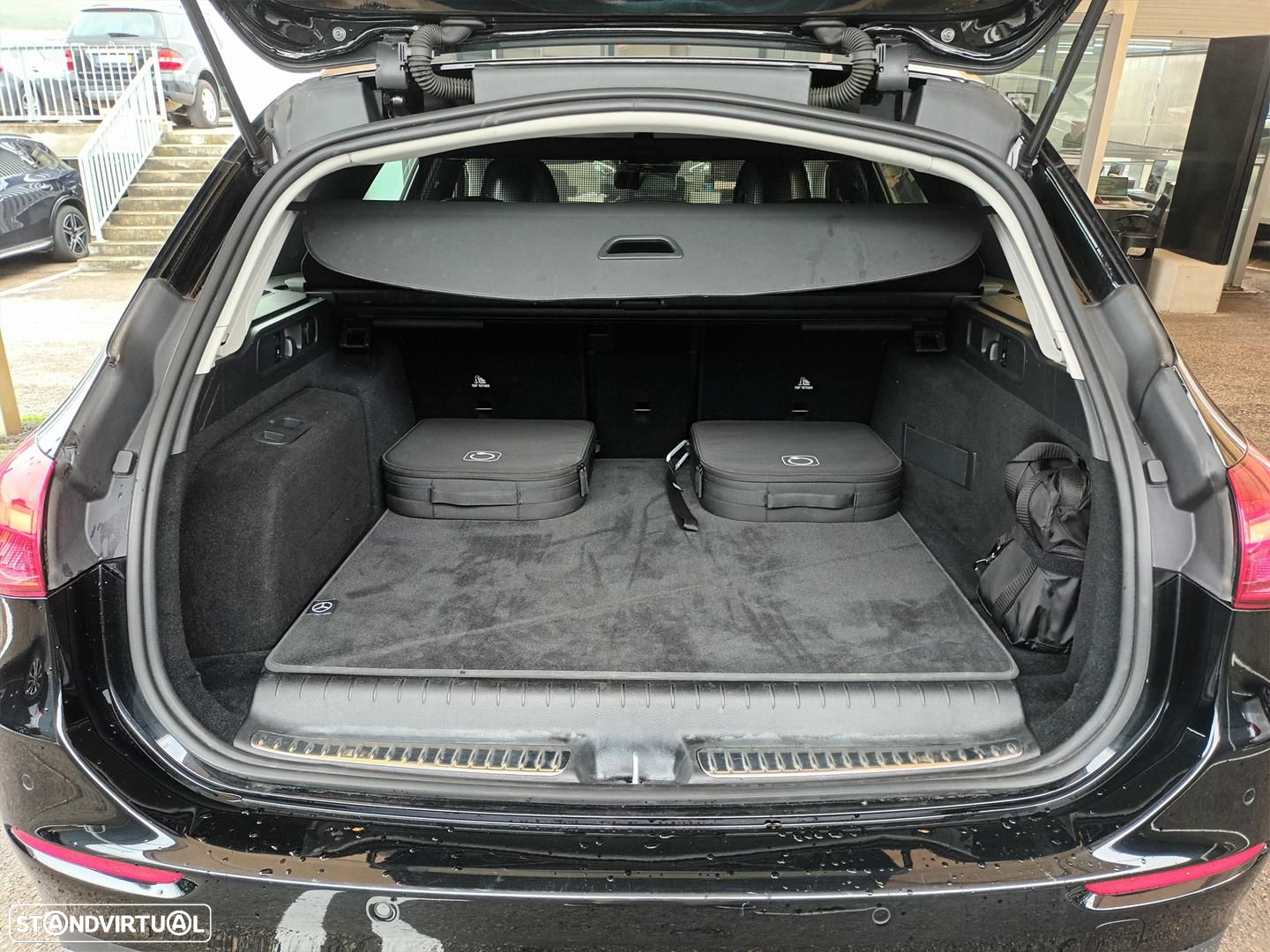 Mercedes-Benz C 300 e Avantgarde - 13