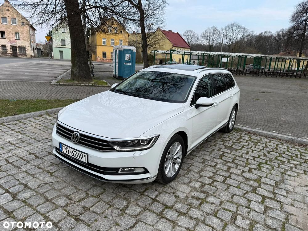 Volkswagen Passat - 2