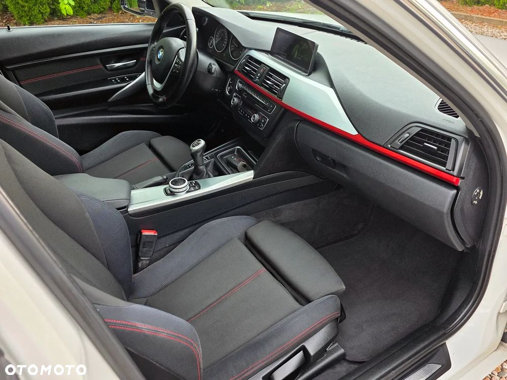 BMW Seria 3 318d Blue Performance Sport Line - 21