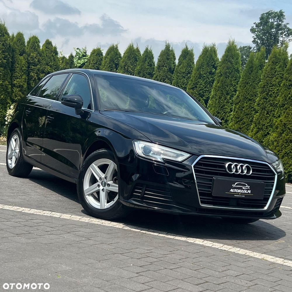 Audi A3 Sportback - 2