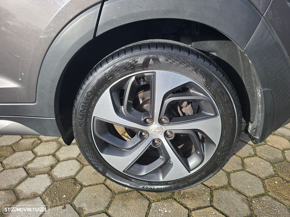 Hyundai Tucson 1.7 CRDi Executive - 16