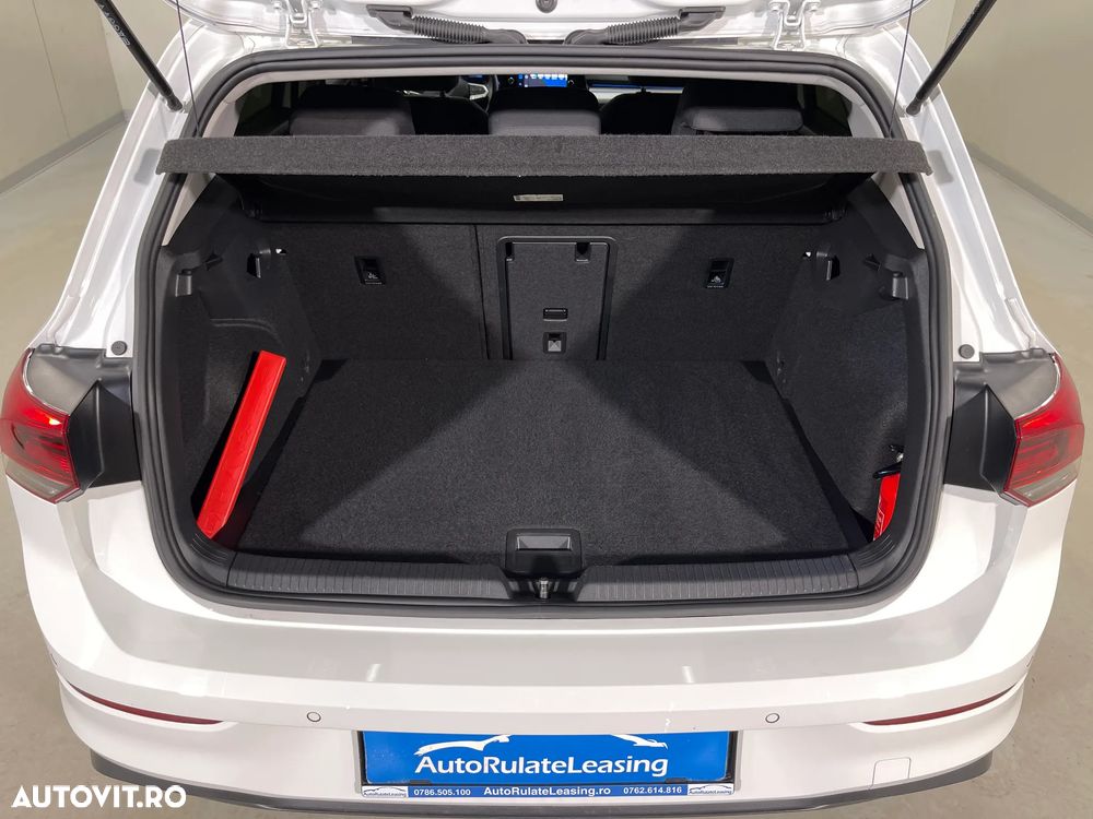 Volkswagen Golf 1.5 TSI ACT Life - 14
