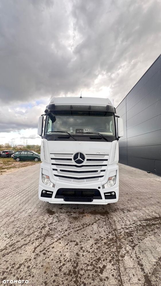Mercedes-Benz Actros 1845 Standard - 2