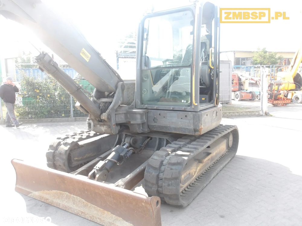 Volvo ECR88D - 9