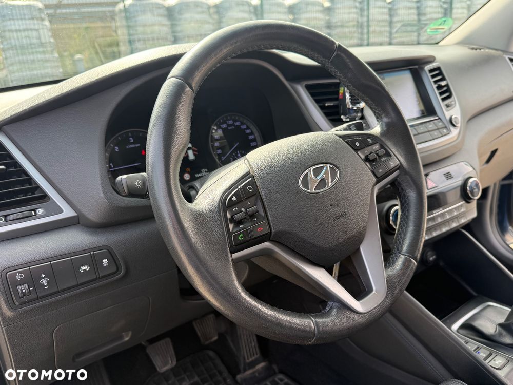 Hyundai Tucson blue 1.7 CRDi 2WD Passion - 10