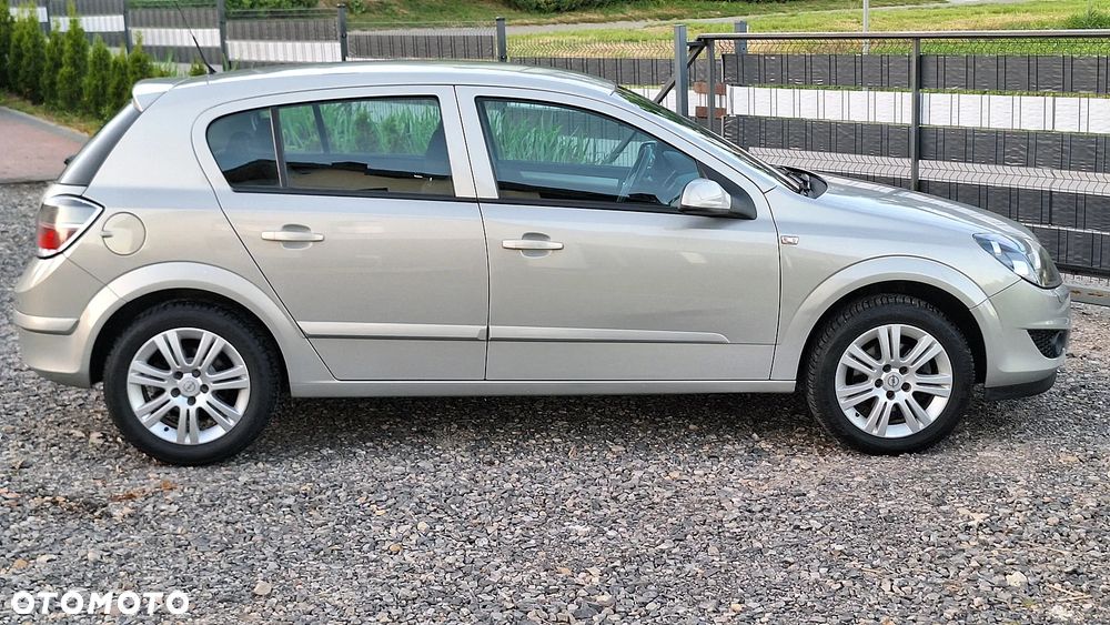 Opel Astra 1.6 - 4