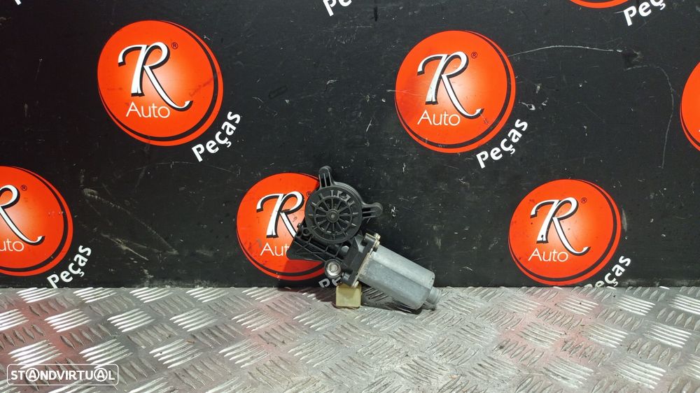 Motor Do Elevador Porta F.D Mercedes-Benz E-Class (W210) - 1