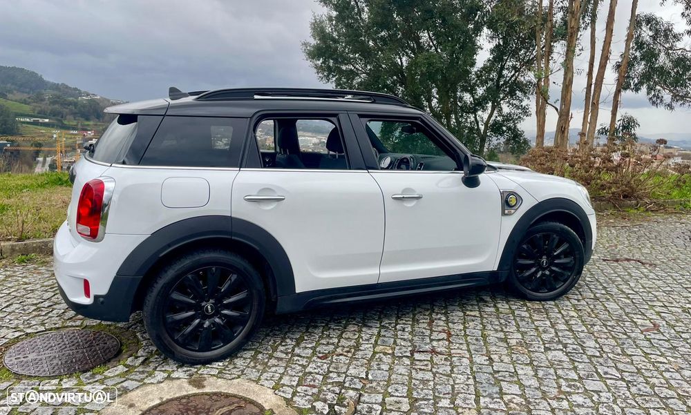 MINI Countryman Cooper SE ALL4 Auto - 28