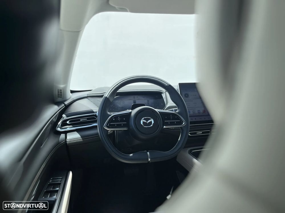 Mazda 6e 68.8 kWh Takumi - 16