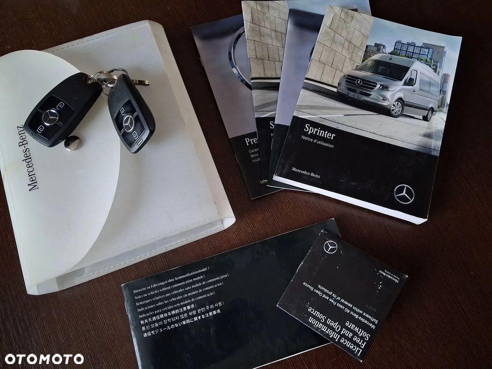Mercedes-Benz Sprinter - 35