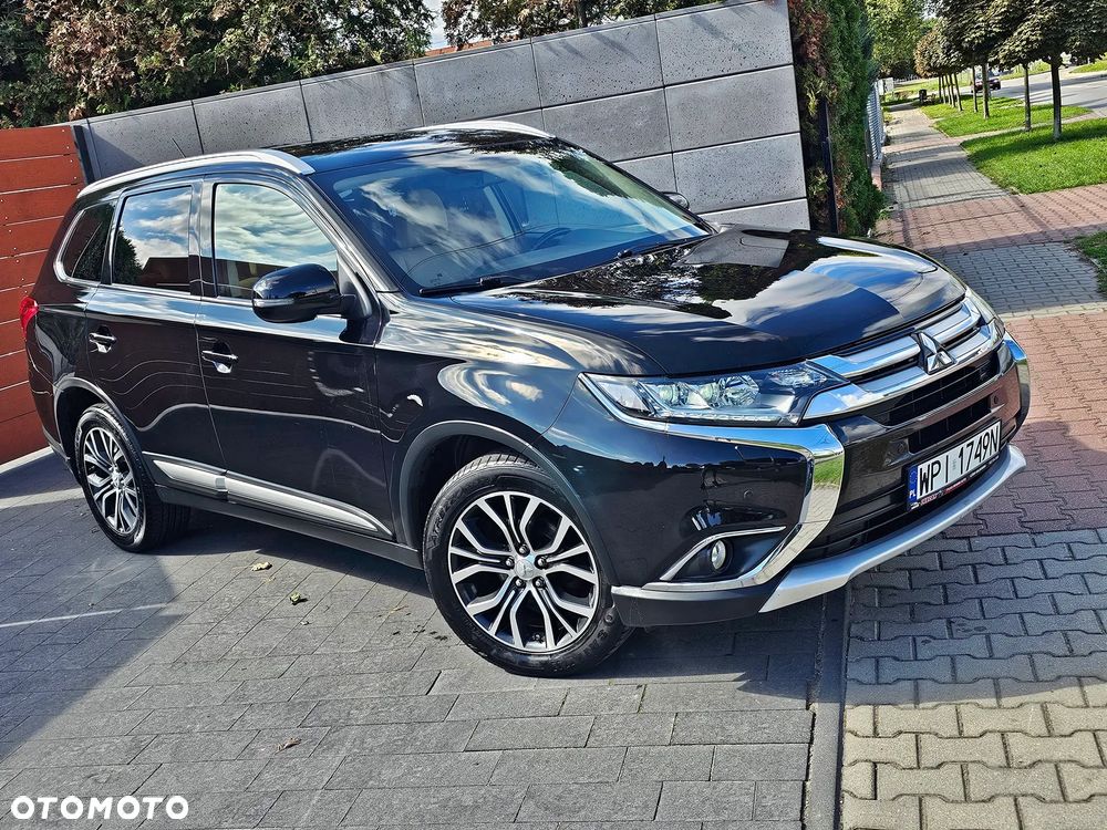 Mitsubishi Outlander 2.0 4WD CVT Diamant+ - 2