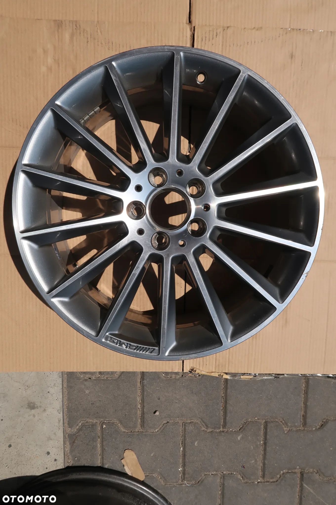 C20 Felga A klasa CLA A1774011600 7,5x19et49 - 1