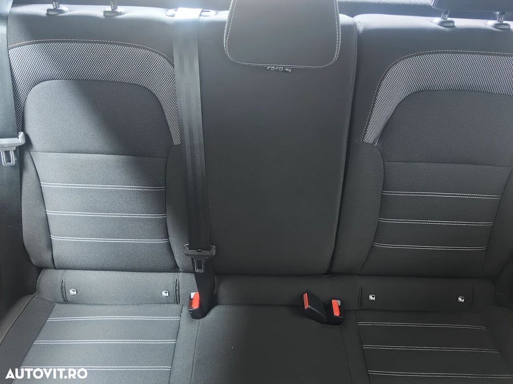Dacia Sandero Stepway TCe 90 MT6 Expression - 12