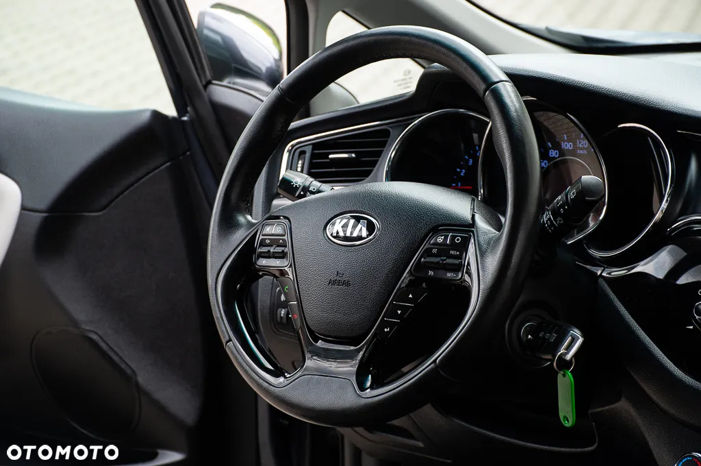 Kia Ceed 1.6 CRDi Platinum Edition - 29