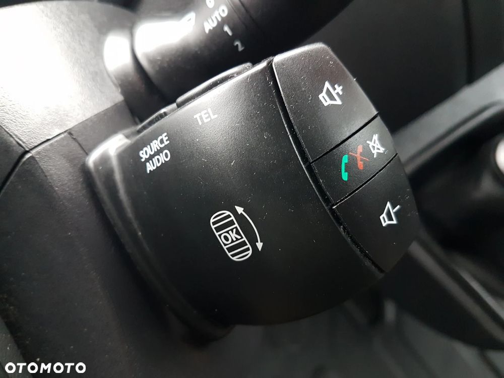 Renault MASTER 8EP CHŁODNIA MROŹNIA 4,21x2,10x2,01 IZOTERMA AGREGAT THERMO KING V-500 MAX GRZANIE ZASILANIE Z SILNIKA + ELEKTRYCZNE KRAJOWY - 39