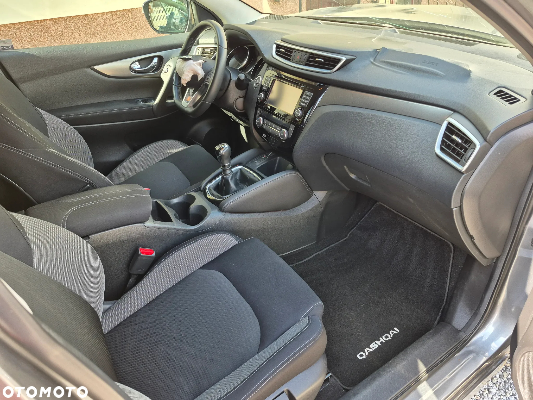 Nissan Qashqai 1.6 DIG-T N-Connecta - 7