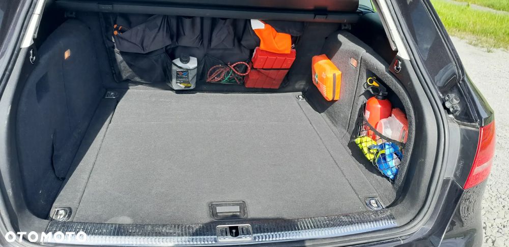 Audi A4 Avant 2.0 TDI - 9