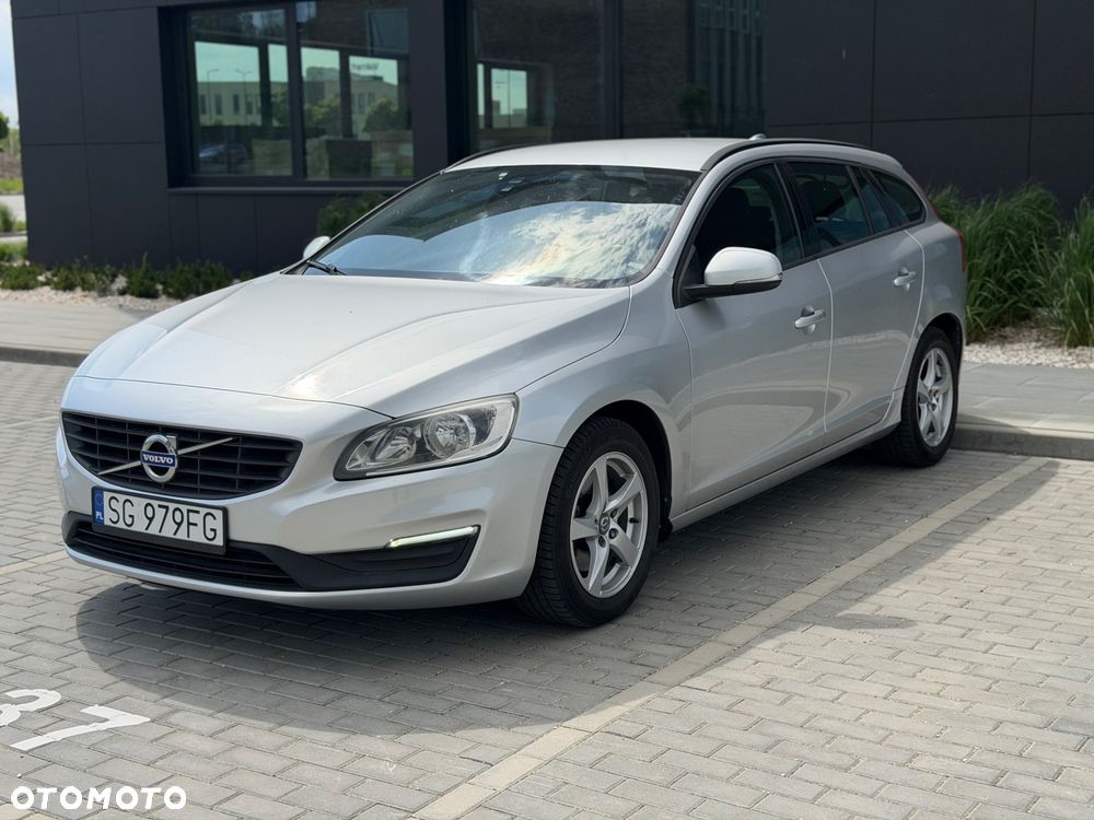 Volvo V60 D2 Drive-E Momentum - 3
