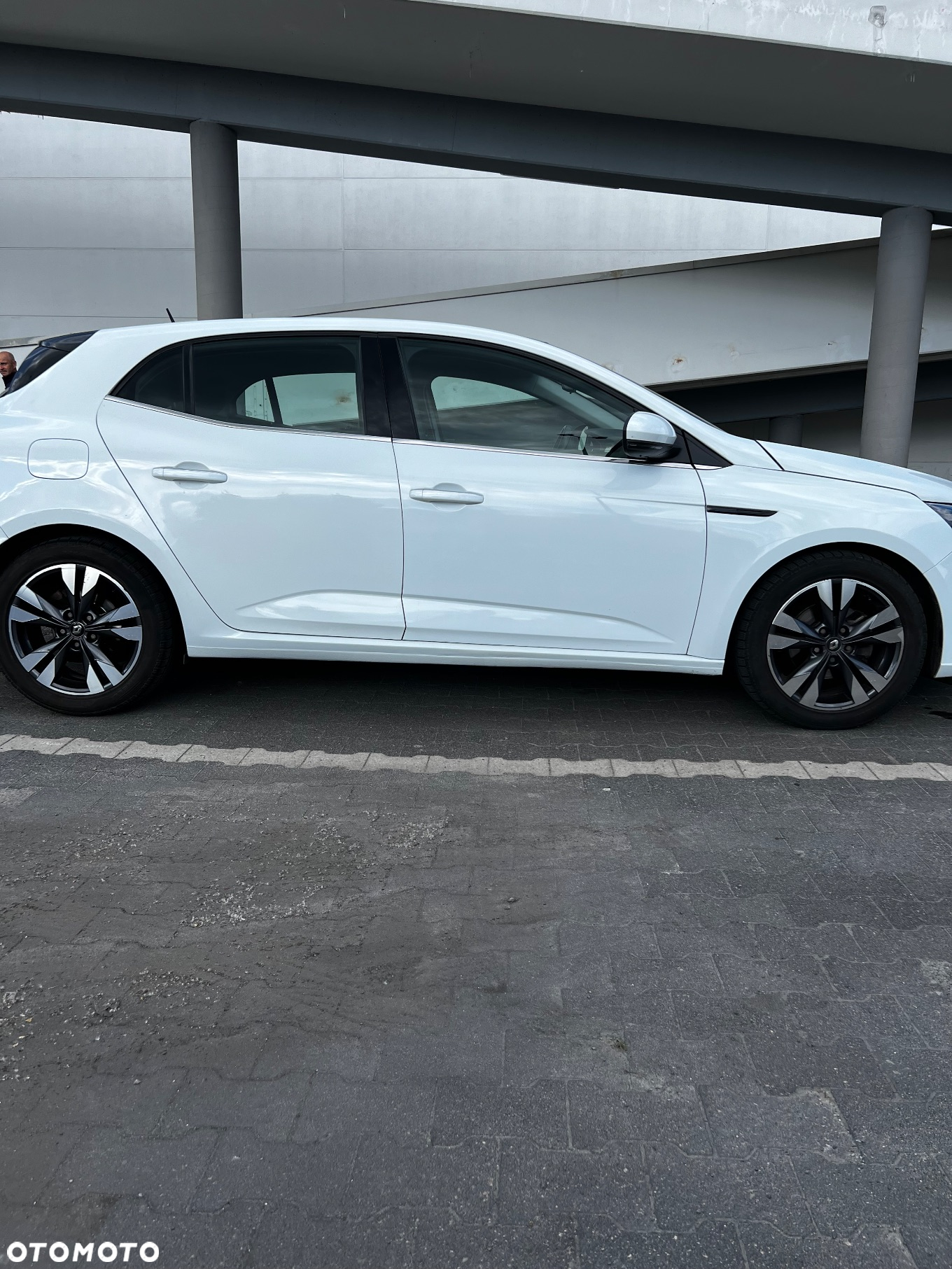 Renault Megane 1.5 dCi Intens EDC - 6