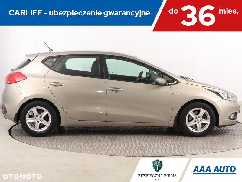 Kia Ceed - 7