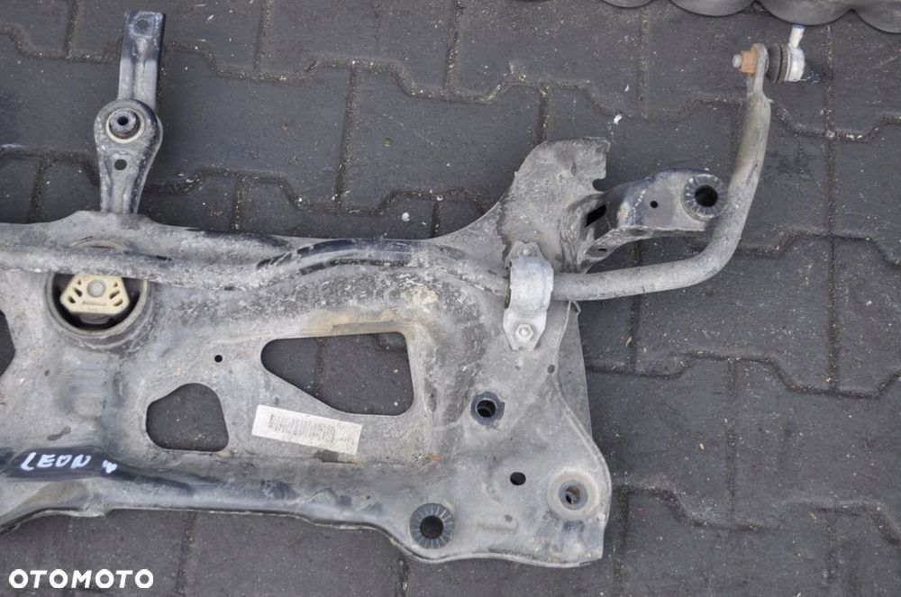 SEAT LEON IV 1.5TSI SANKI WÓZEK STABILIZATOR PRZÓD - 2