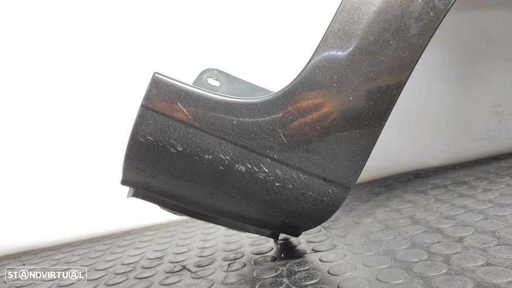 GUARDA-LAMAS FRENTE DIREITO RENAULT CLIO III CONFORT DYNAMIQUE - 3