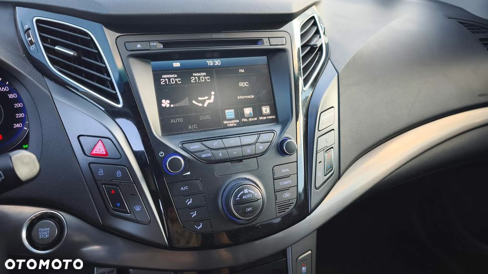 Hyundai i40 Kombi 2.0 Automatik Premium - 13
