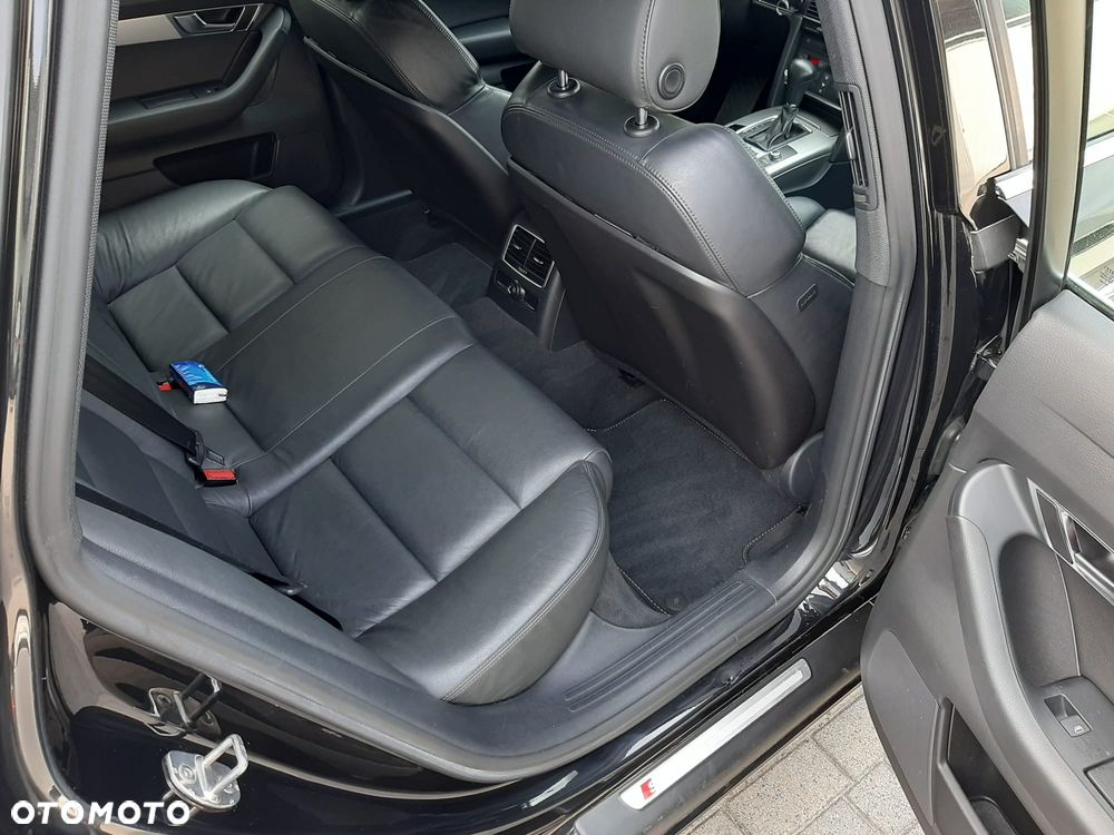 Audi A6 Avant - 14