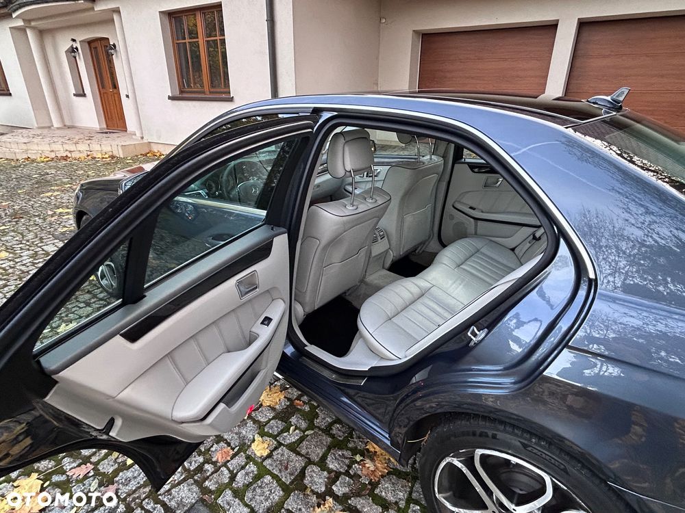 Mercedes-Benz Klasa E - 14