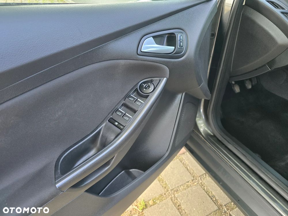 Ford Focus 1.5 TDCi DPF Start-Stopp-System Business - 16