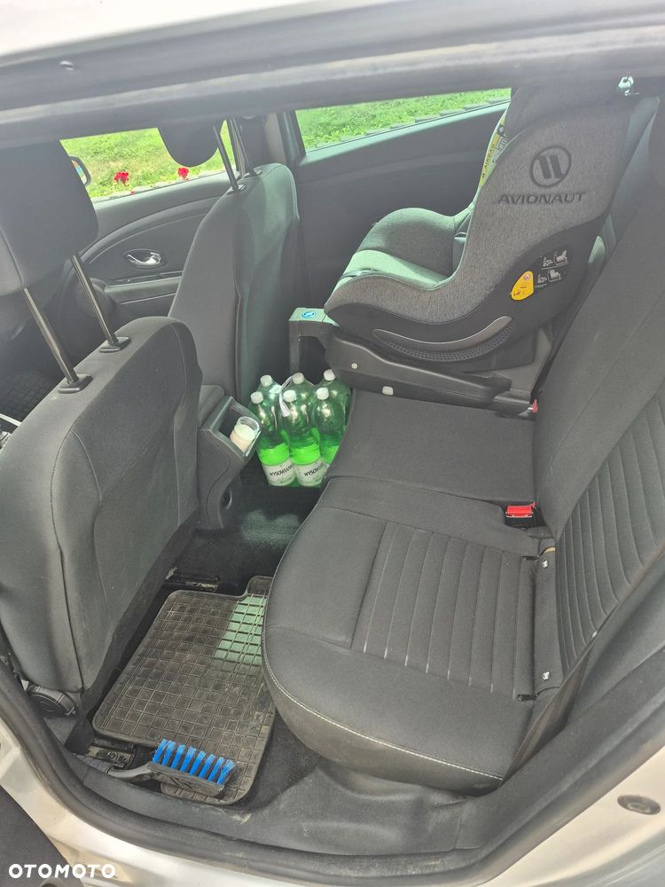 Renault Megane 1.5 dCi Limited - 8