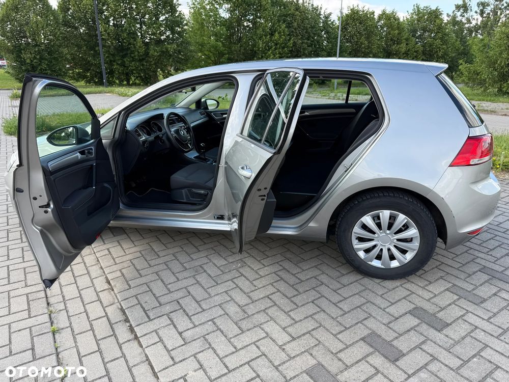 Volkswagen Golf - 4